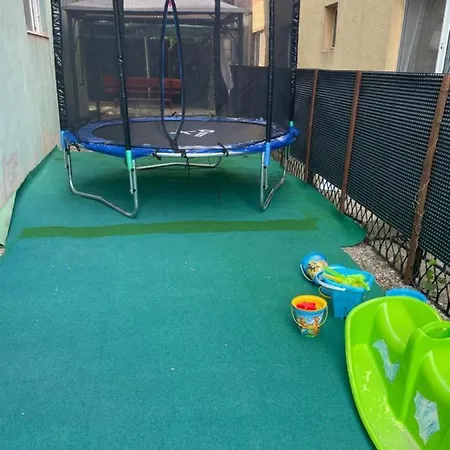 Vila Dona Cu Piscina Eforie Nord