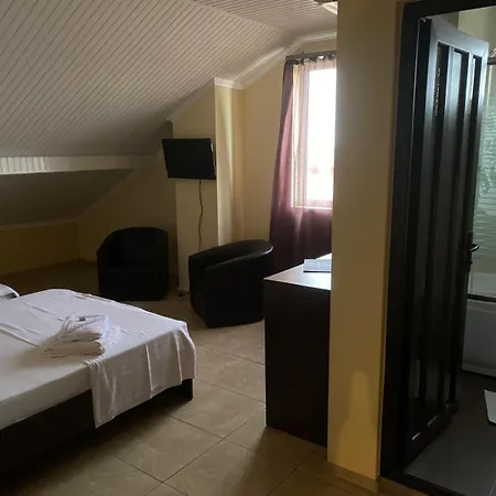 Vila Dona Cu Piscina Eforie Nord